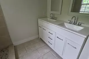 2303 W Brainerd St, Pensacola, FL 32505 - Photo 8