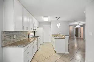 1123 Simpson St, Pensacola, FL 32526 - Photo 12