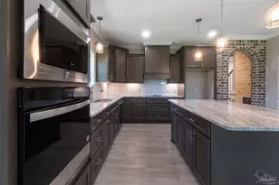 2041 Grayson Dr, Navarre, FL 32566 - Photo 8