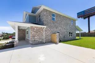 2041 Grayson Dr, Navarre, FL 32566 - Photo 4