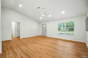 5457 Windham Rd, Milton, FL 32570 - Photo 6