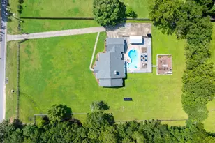 2301 Parker Rd, Cantonment, FL 32533 - Photo 2