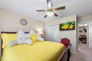 2424 Pineneedle Dr, Navarre, FL 32566 - Photo 32