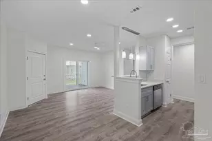 601 E Burgess Rd, Pensacola, FL 32504 - Photo 12