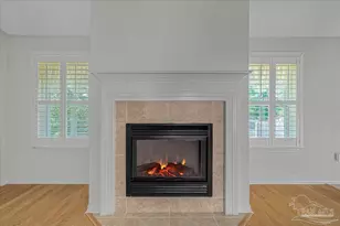 5972 Ashton Woods Cir, Milton, FL 32570 - Photo 10