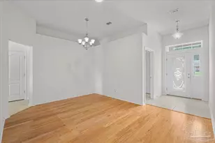 5972 Ashton Woods Cir, Milton, FL 32570 - Photo 8