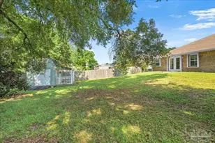 5972 Ashton Woods Cir, Milton, FL 32570 - Photo 32