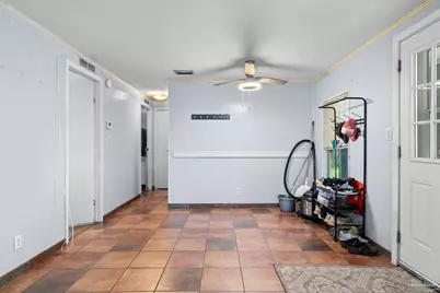 2556 Granada Camino, Pensacola, FL 32507 - Photo 8