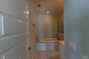 13909 Del Rio Dr, Pensacola, FL 32507 - Photo 14