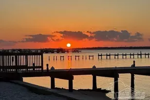 8520 Gulf Blvd, Navarre Beach, FL 32566 - Photo 6