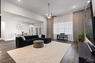 3552 Pelican Bay Cir, Gulf Breeze, FL 32563 - Photo 18