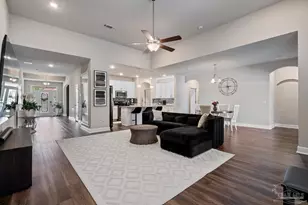 3552 Pelican Bay Cir, Gulf Breeze, FL 32563 - Photo 22