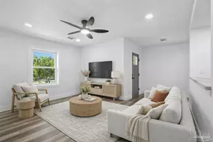 1101 W Lloyd St, Pensacola, FL 32501 - Photo 12