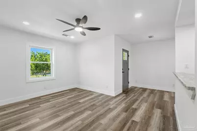 1101 W Lloyd St, Pensacola, FL 32501 - Photo 12