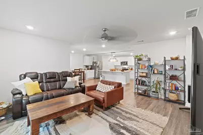 5233 Peach Dr, Pace, FL 32571 - Photo 10