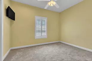 92 Chanteclaire Cir, Gulf Breeze, FL 32561 - Photo 48