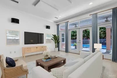 92 Chanteclaire Cir, Gulf Breeze, FL 32561 - Photo 4