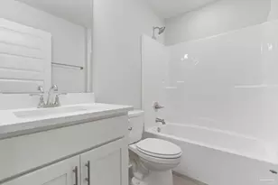 8418 Cherry Ave, Pensacola, FL 32534 - Photo 14