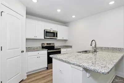 8422 Cherry Ave, Pensacola, FL 32534 - Photo 8