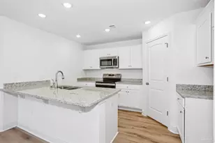 8515 Rose Ave, Pensacola, FL 32534 - Photo 10