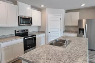 6388 Firefly Dr, Milton, FL 32583 - Photo 4