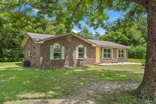 3036 Woodbury Cir, Cantonment, FL 32533 - Photo 2