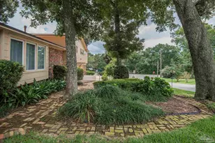 2201 Dupont Dr, Pensacola, FL 32503 - Photo 60