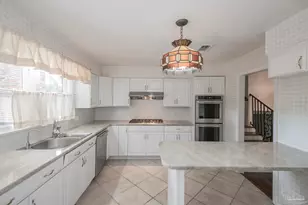 2201 Dupont Dr, Pensacola, FL 32503 - Photo 14