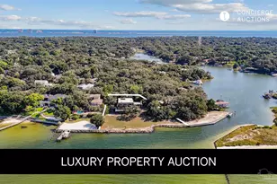 320 N Sunset Blvd, Gulf Breeze, FL 32561 - Photo 1