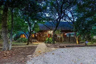 320 N Sunset Blvd, Gulf Breeze, FL 32561 - Photo 2