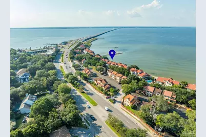 70 Baybridge Dr, Gulf Breeze, FL 32561 - Photo 8