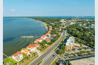 70 Baybridge Dr, Gulf Breeze, FL 32561 - Photo 10