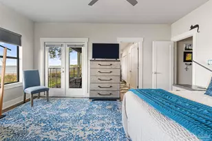 70 Baybridge Dr, Gulf Breeze, FL 32561 - Photo 32