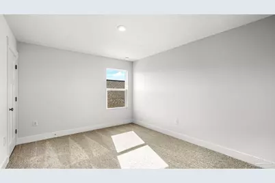 8646 Russellcross Blvd, Pensacola, FL 32507 - Photo 10