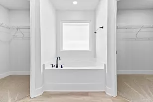 1805 Praline Ln, Cantonment, FL 32533 - Photo 10