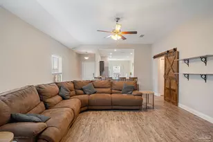 5608 Blue Sky Ct, Milton, FL 32583 - Photo 4