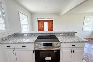 801 W Moreno St, Pensacola, FL 32501 - Photo 8