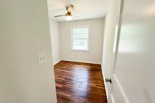 801 W Moreno St, Pensacola, FL 32501 - Photo 14