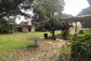 2345 Teate Ave, Pensacola, FL 32504 - Photo 10