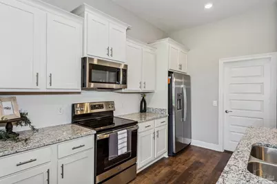 6569 Gentle Rain Dr, Milton, FL 32570 - Photo 16