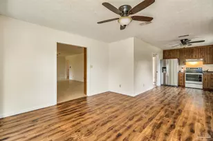 7489 Sandstone St, Navarre, FL 32566 - Photo 10