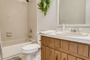 7489 Sandstone St, Navarre, FL 32566 - Photo 30