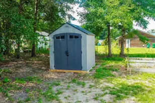 3328 Broadview Cir, Crestview, FL 32539 - Photo 12