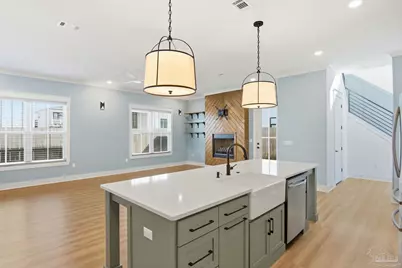 5610 Trout Ln, Pensacola, FL 32507 - Photo 16