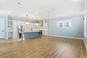 5610 Trout Ln, Pensacola, FL 32507 - Photo 12