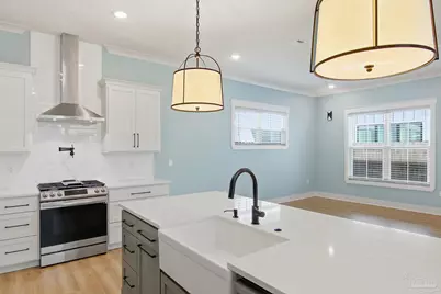 5610 Trout Ln, Pensacola, FL 32507 - Photo 18