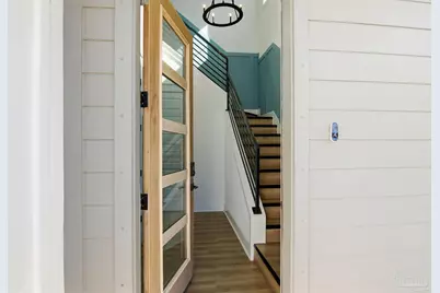 5610 Trout Ln, Pensacola, FL 32507 - Photo 2