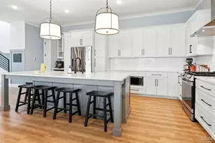 5610 Trout Ln, Pensacola, FL 32507 - Photo 8