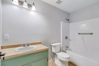 6946 Cornelius Ln, Pensacola, FL 32505 - Photo 14