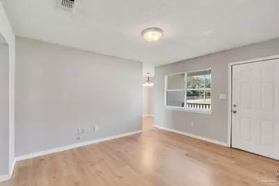 6946 Cornelius Ln, Pensacola, FL 32505 - Photo 6